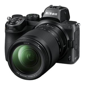 Nikon Z5 + Nikkor Z 24-200mm Kit