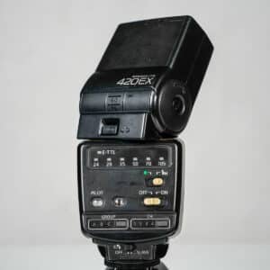 MYYTY Käytetty Canon 420EX Speedlite