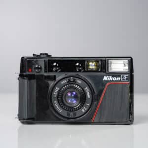 Käytetty Nikon L35AF Filmikamera