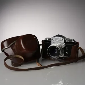 MYYTY Exakta Varex II a & Carl Zeiss Jena 50mm f2.8