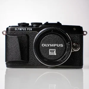 Käytetty Olympus Pen Lite E-PL7
