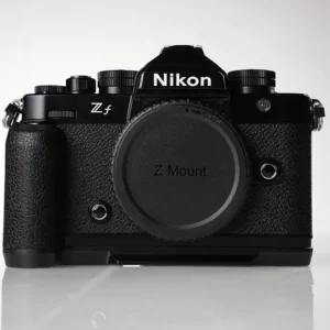 Käytetty Nikon Zf runko